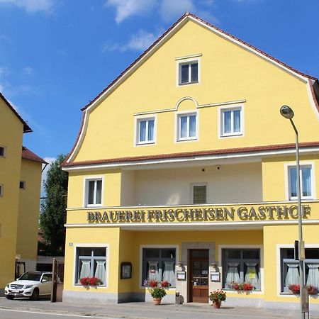 Brauerei Und Gasthof Frischeisen Kelheim Exterior photo